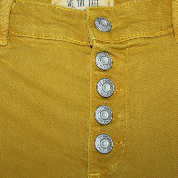 We The Free People Run With Me Pintuck Flare Jeans Mustard Yellow Size 26 HW9946 - Picture 4 of 12